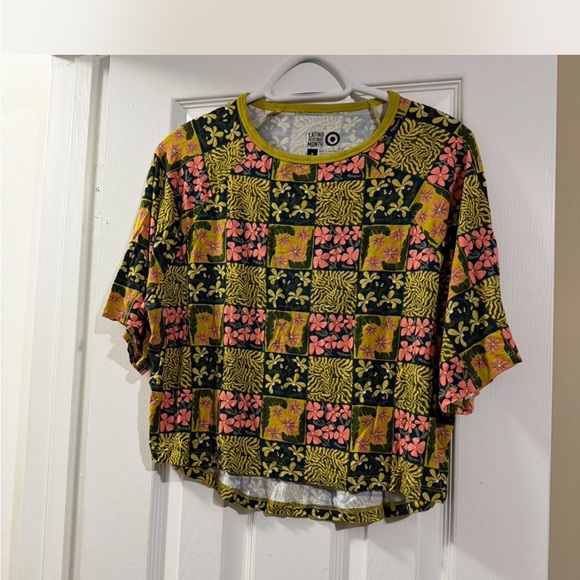 latino heritage month Tops - Colorful Crop Top - Black, Pink & Yellow